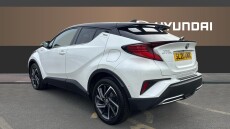 Toyota C-HR 2.0 Hybrid Dynamic 5dr CVT Hybrid Hatchback